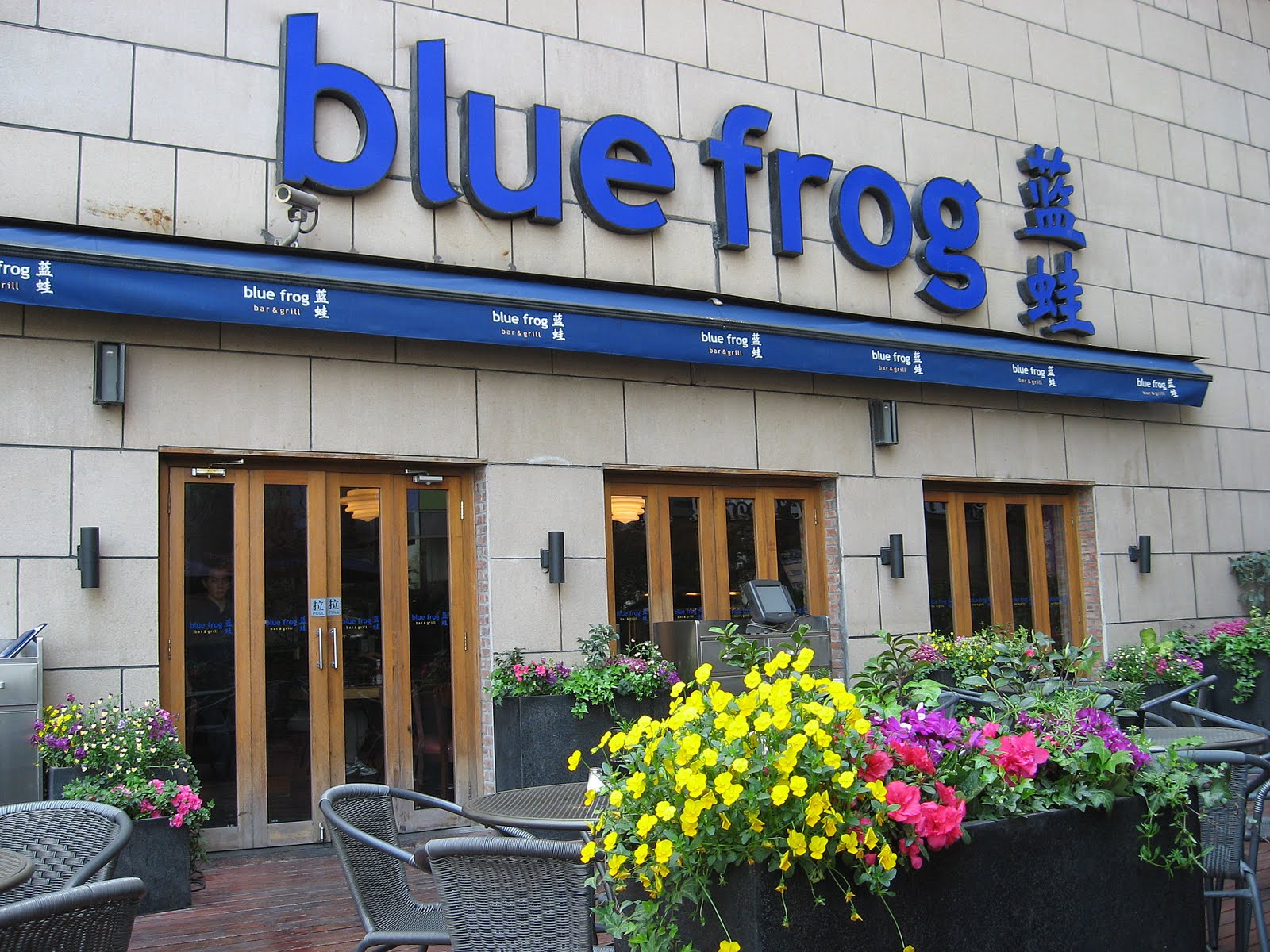 The Ten Best Shanghai Happy Hours La Vie Zine