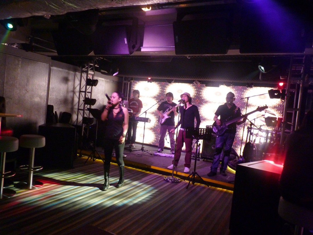 10 Best Live Music Bars in Hong Kong La Vie Zine