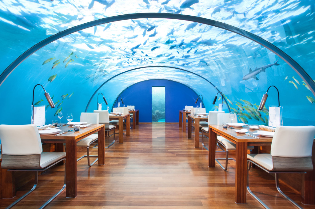 Ithaa Restaurant, the Maldives2