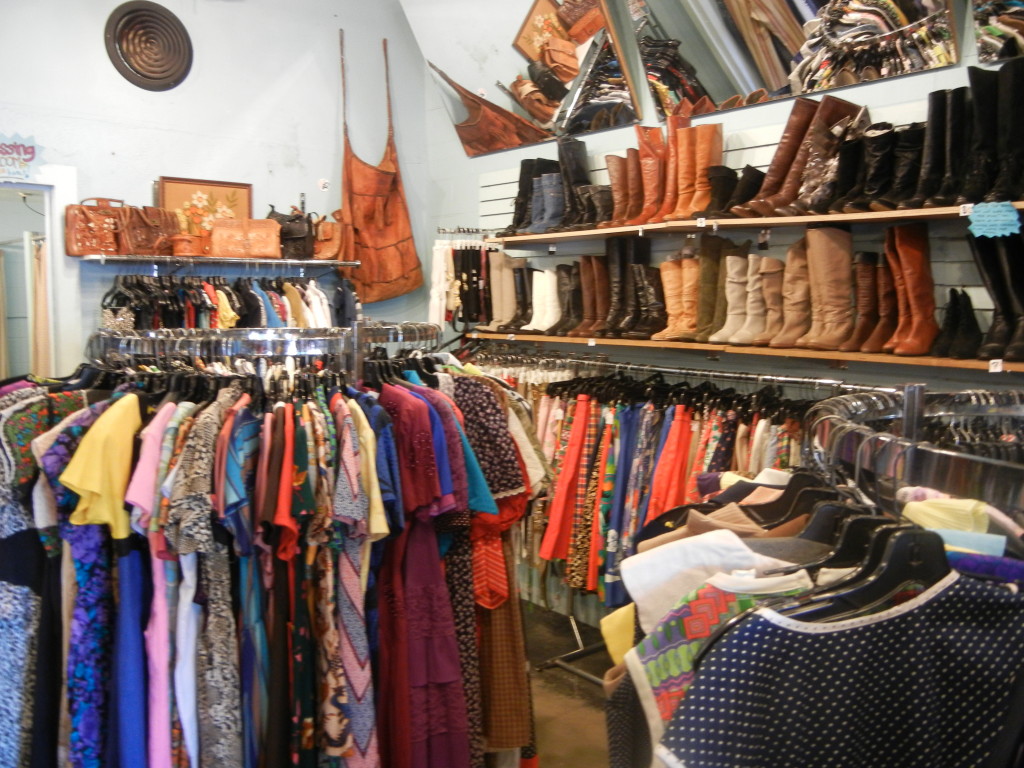 10 Best Thrift Shops in the U.S. La Vie Zine