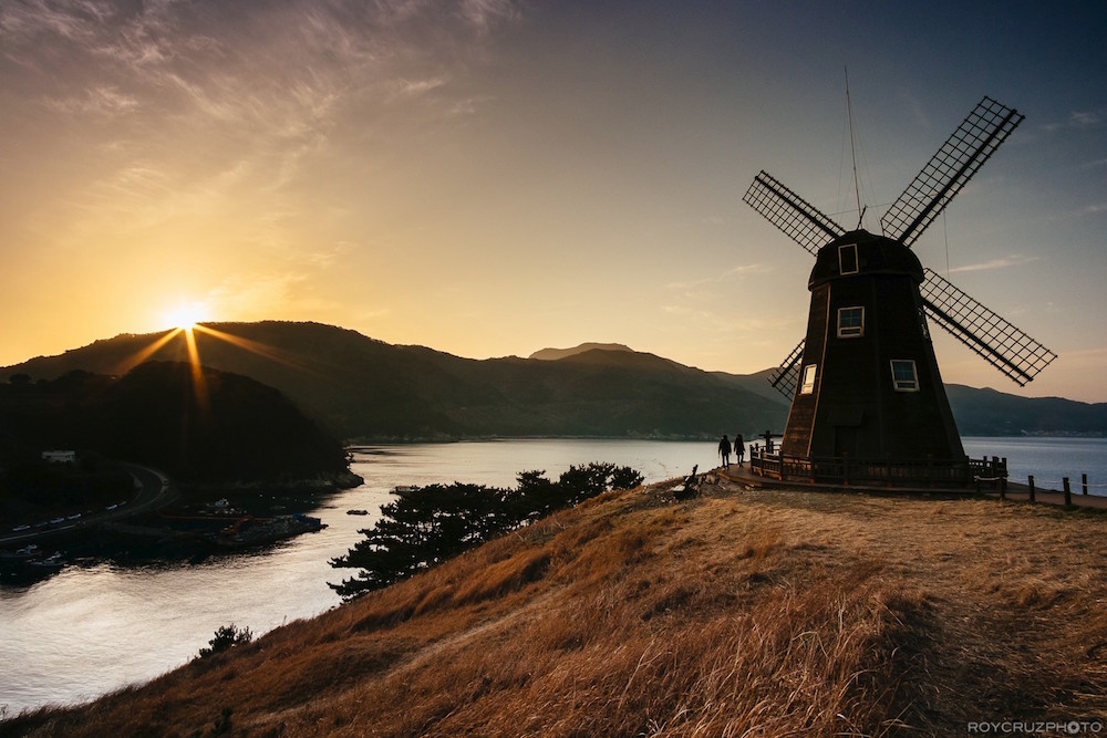 Windy hill charming places
