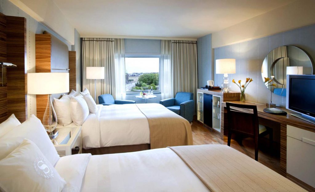 23 Sheraton Stockholm Hotel