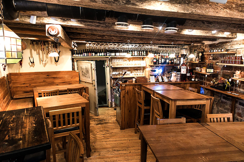 20 The Hairy Pig Deli