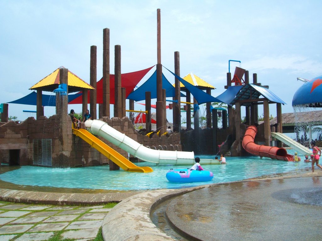 Pantai Cermin Theme Park