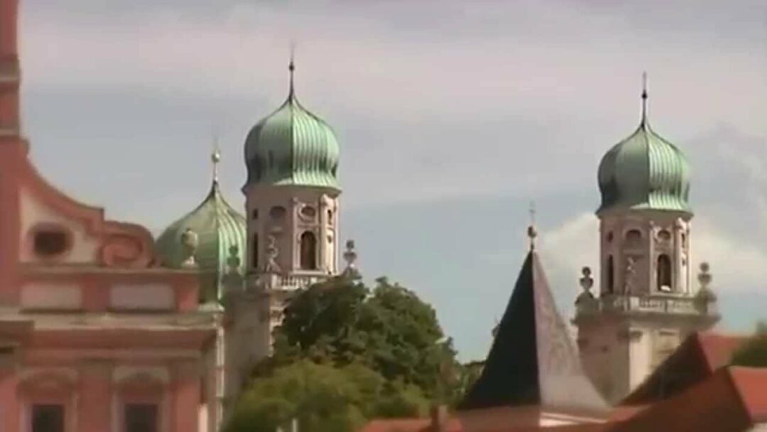 The Legendary Blue Danube River Cruise - At a Glance