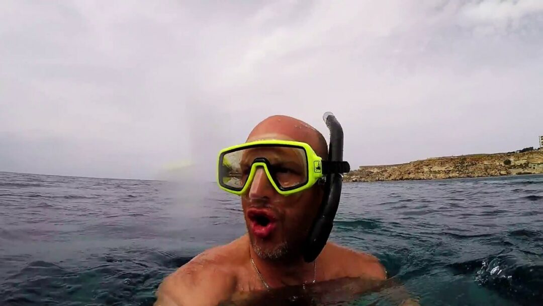 Snorkelling and Diving Malta and Gozo Ghajn Tuffeiha, Golden Bay