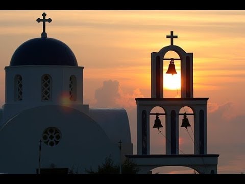 ISLAND of SANTORINI: Beautiful SUNSET VIEWS from the castle in OIA (GREECE) 🌅