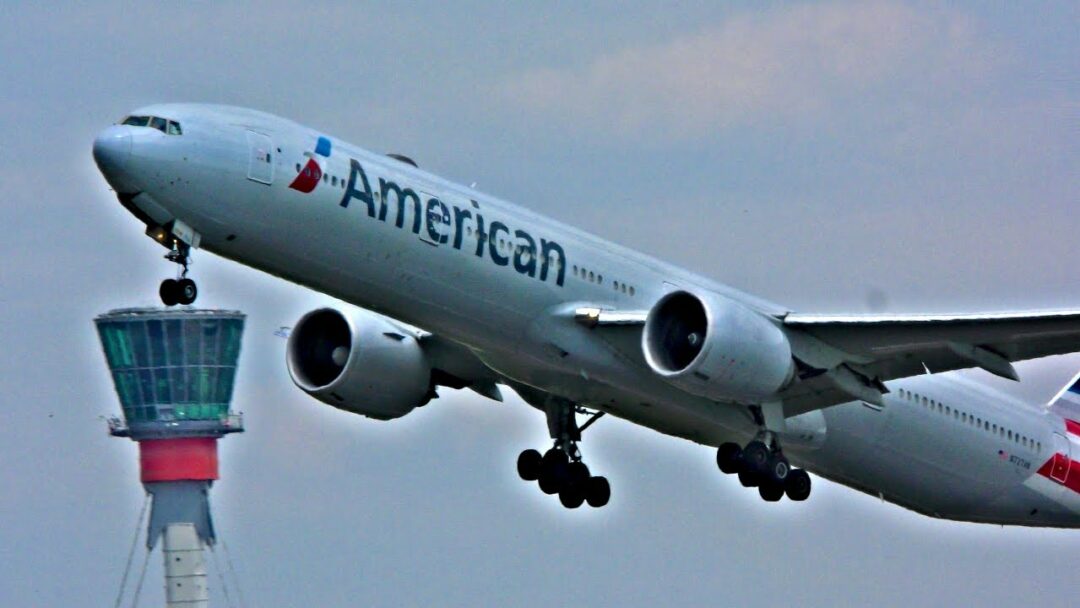 Close Up Heavy Departures London Heathrow Airport, RWY27L - 15/05/20