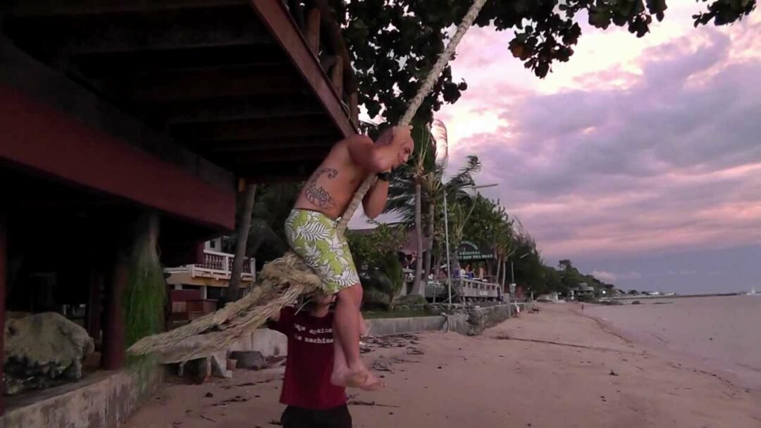 Backpacking Through Southeast Asia - Thailand HD