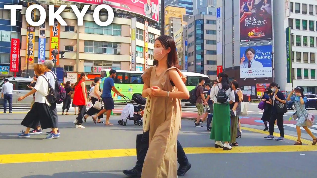 [Tokyo Walk] Tochomae to Shinjuku and Yoyogi. The underpass and ...
