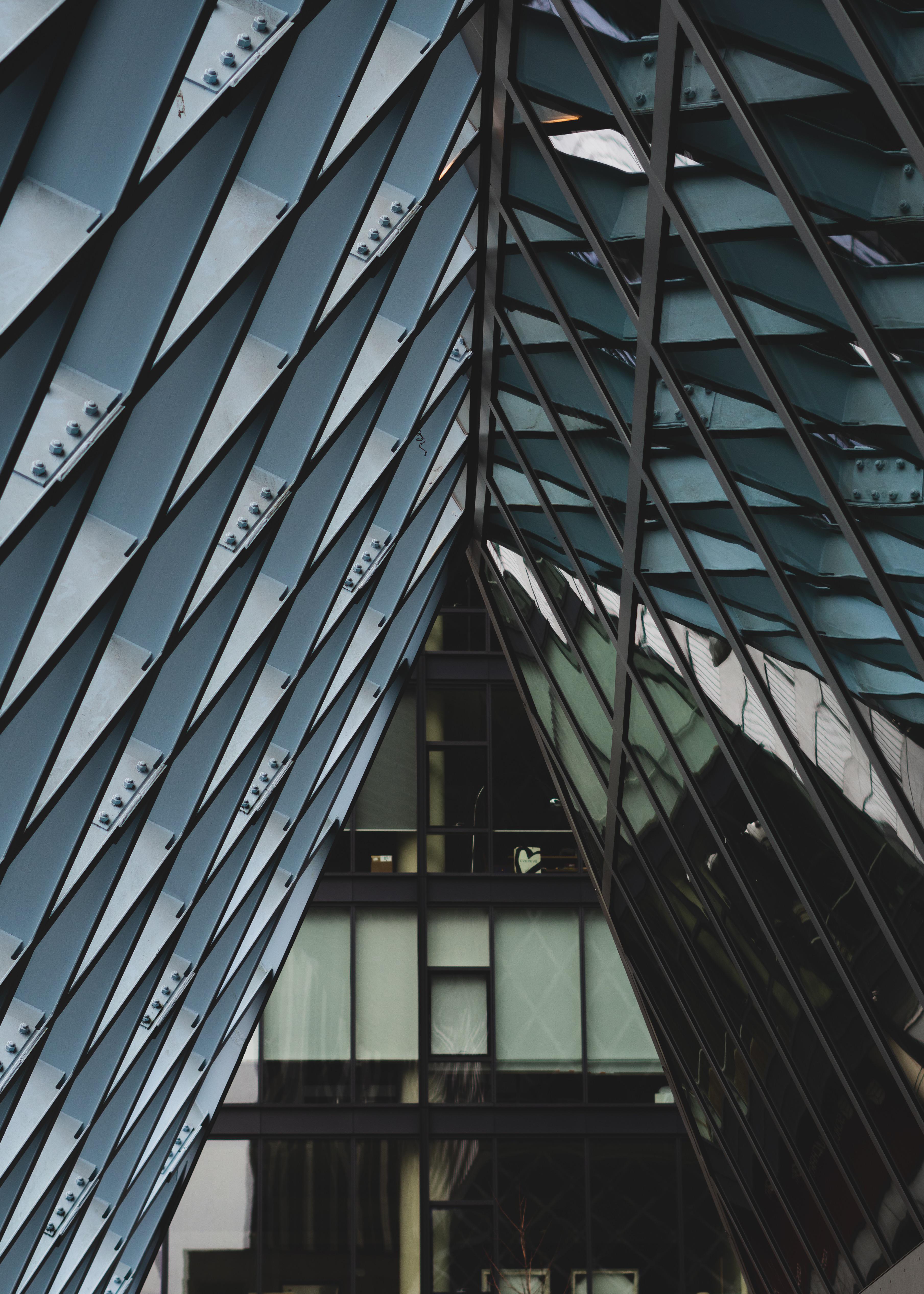 Pupbic Rami Seattle Public Library by Rem Koolhaas and Joshua Prince-Ramus. - La ...