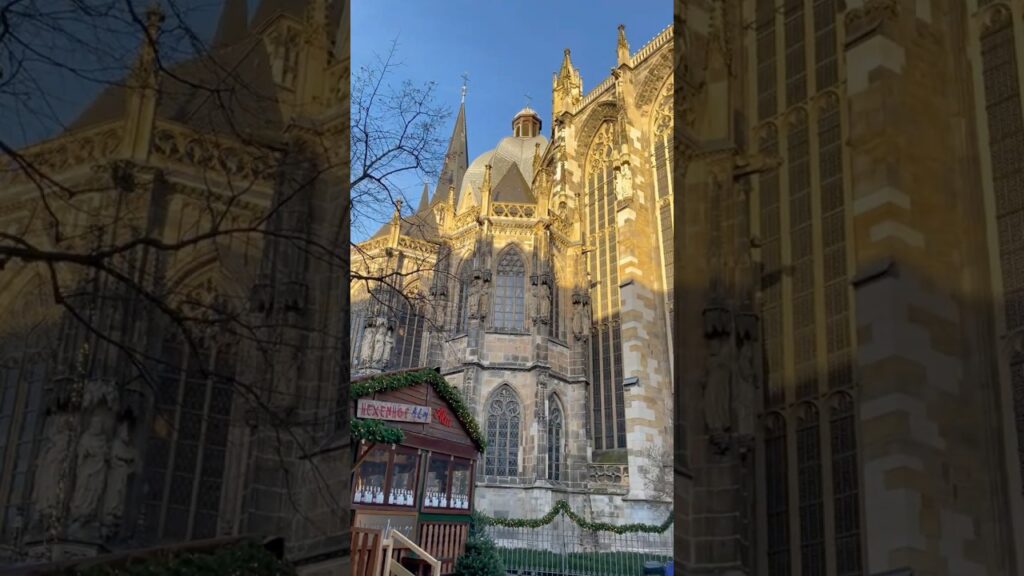 Aachen Cathedral ⛪ #aachen #germanytourism #mytravelsteps #shorts #christmasmarket #weihnachtsmarkt Aachen Cathedral ⛪ #aachen #germanytourism #mytravelsteps #shorts #christmasmarket #weihnachtsmarkt