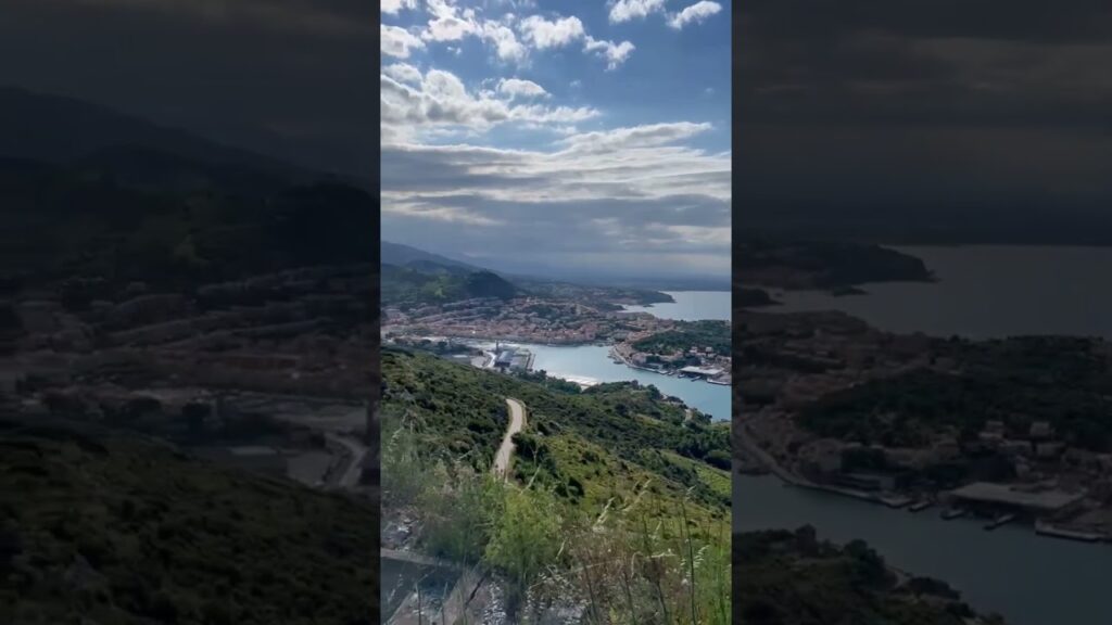Port-Vendres en trottinette électrique #etrottrider #trottinetteelectrique #occitanietourisme Port-Vendres en trottinette électrique #etrottrider #trottinetteelectrique #occitanietourisme