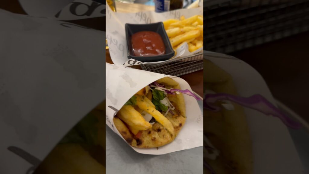 ๐ด #1 Pepper Souvlaki, Mykonos โ 7.5/10 | Greek Atlas ๐ด #1 Pepper Souvlaki, Mykonos โ 7.5/10 | Greek Atlas
