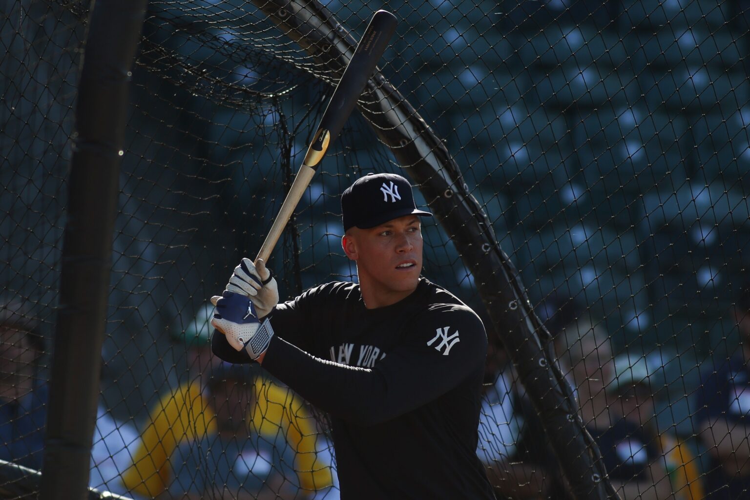Yankees’ Aaron Judge plans to face live pitching Monday