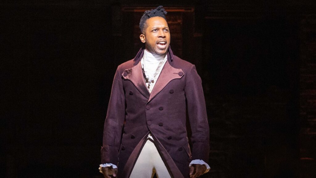 Why Leslie Odom Jr. Returned to ‘Hamilton’ Why Leslie Odom Jr. Returned to 'Hamilton'