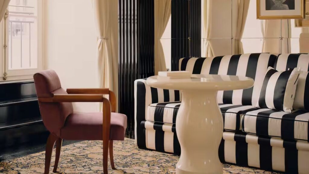 14 Best Airbnbs in Paris, Where Romance Meets Great Design (2026) 14 Best Airbnbs in Paris, Where Romance Meets Great Design (2026)