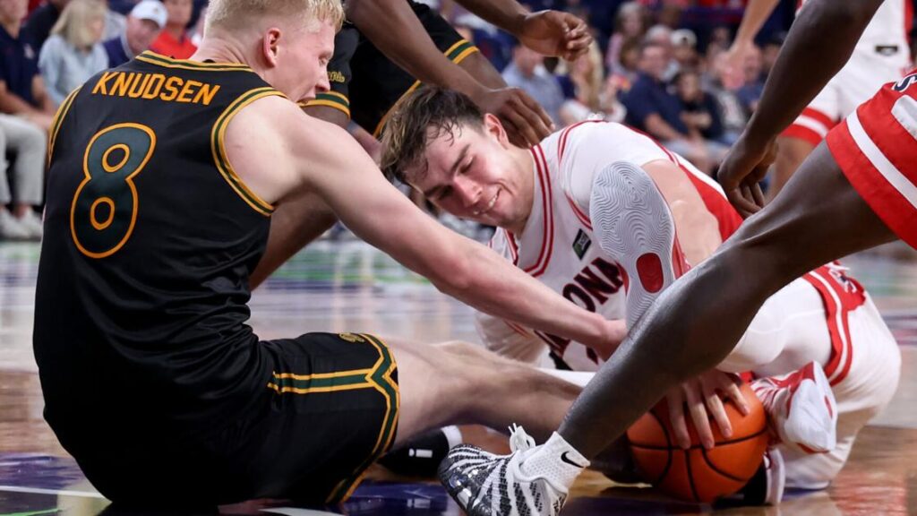 Motiejus Krivas leads Arizona to 93-69 exhibition win over San Francisco at McKale Motiejus Krivas leads Arizona to 93-69 exhibition win over San Francisco at McKale