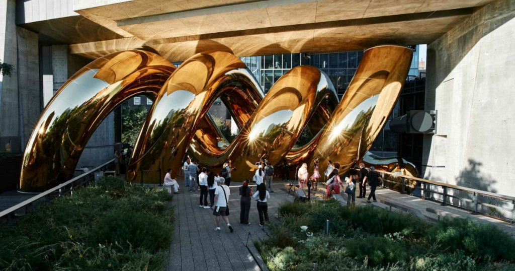 Golden Serpent Sculpture by Plastique Fantastique Winds Through NYC’s High Line Golden Serpent Sculpture by Plastique Fantastique Winds Through NYC's High Line