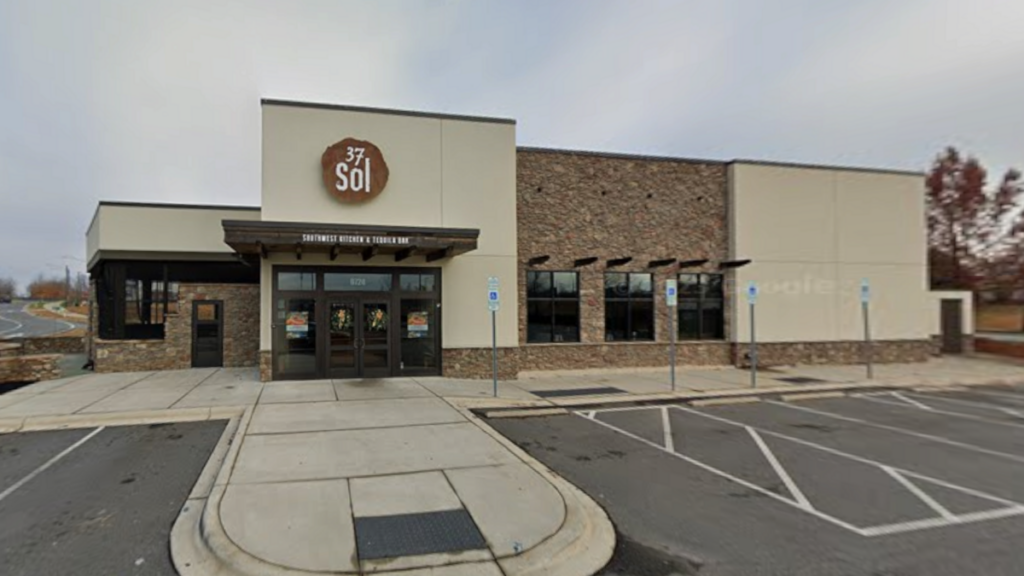 Mr. Tokyo Premium sushi restaurant sets Charlotte debut