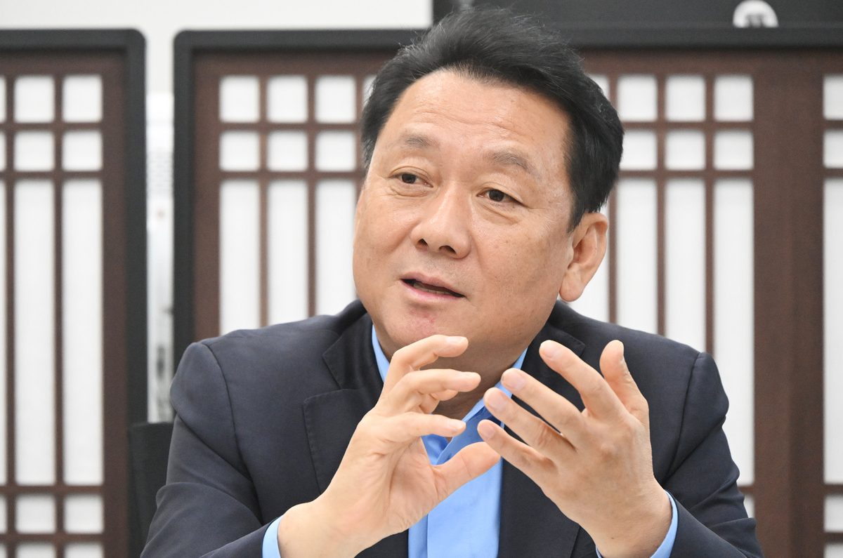 Lee Kwang-jae, chairman of the National Assembly's Special Committee on Budget and Accounts, speaks during an interview with Seoul Economic Daily. Photo by Oh Seung-hyun - Seoul Economic Daily Politics News from South Korea